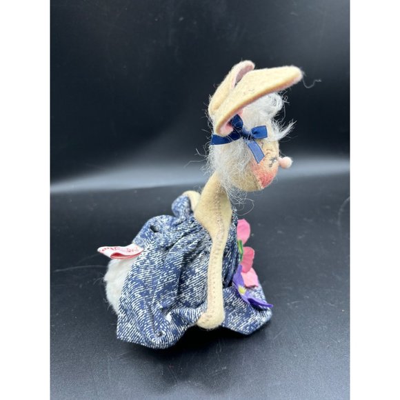 Vintage Annalee Spring Girl Bunny 1991 7 inches Easter Bunny Flowers - Picture 16 of 16